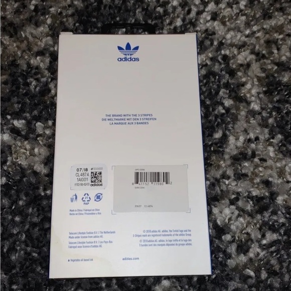 Adidas 3 Stripe IPhone Snap Case 6.5” Red Open Box Case in Excellent condition - Picture 2 of 3